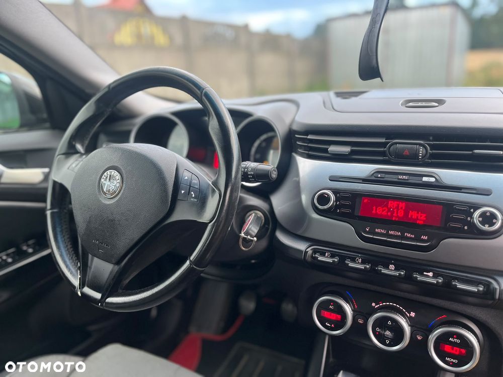 Alfa Romeo Giulietta - 9
