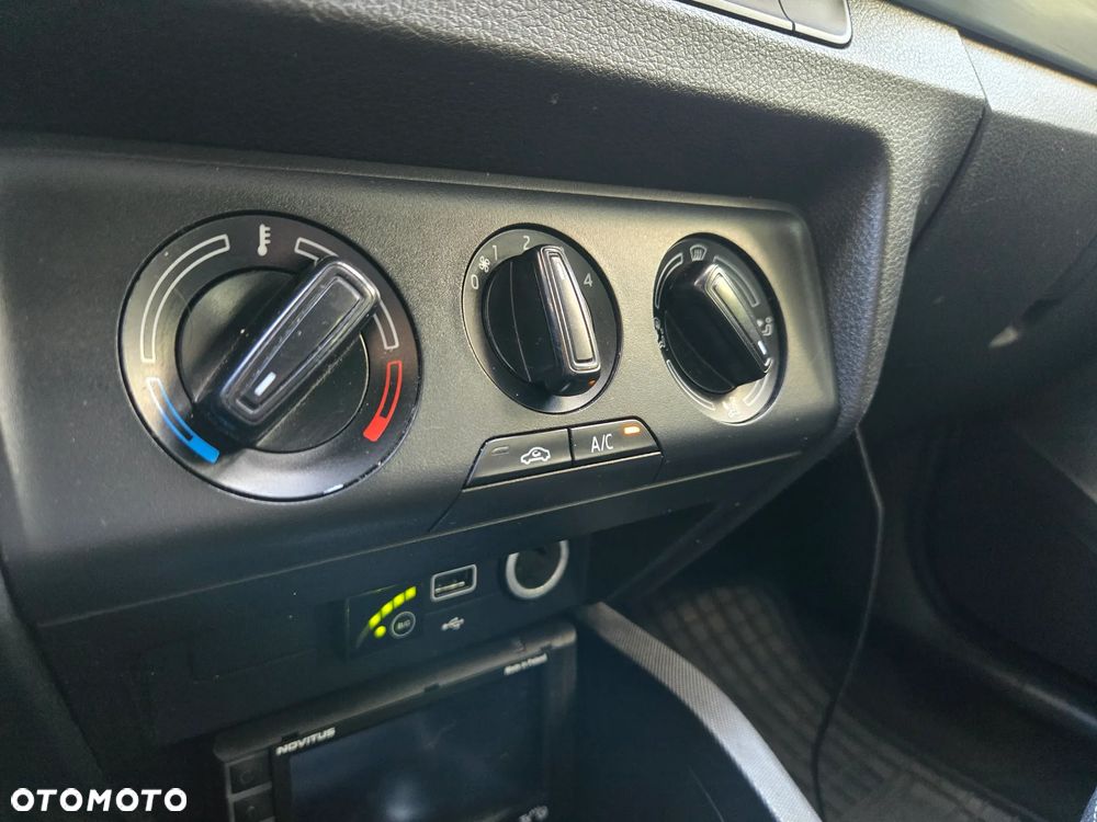 Skoda Fabia 1.0 Ambition - 20