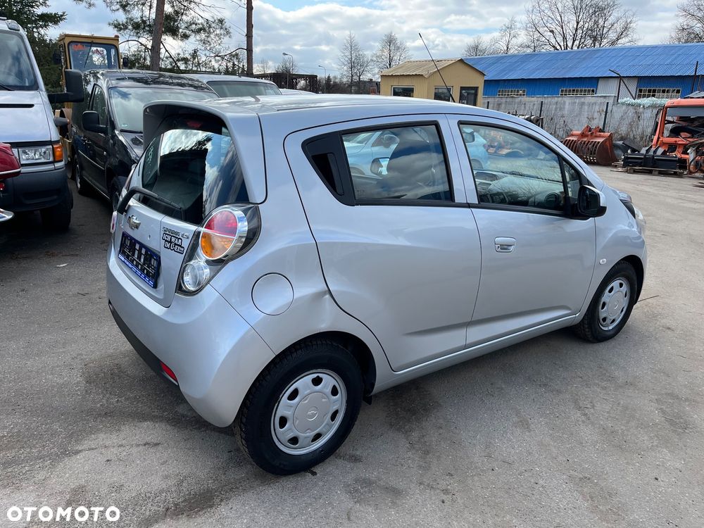Chevrolet Spark 1.0 - 5