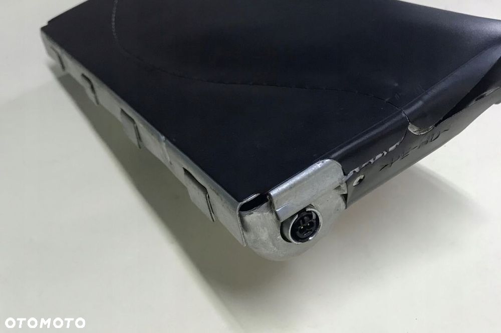 AIRBAG PODUSZKA KOLAN AUDI A3 8V - 2