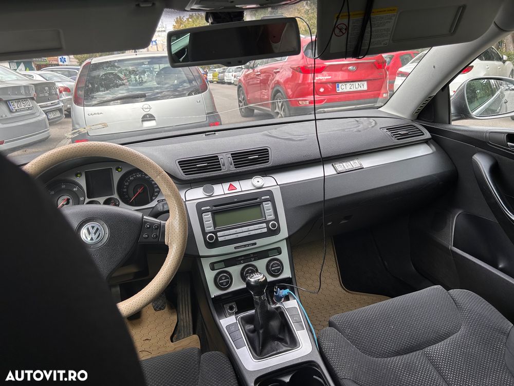 Volkswagen Passat - 5