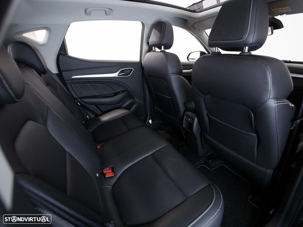 MG ZS EV 44.5 kWh Luxury - 11