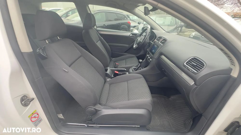 Volkswagen Golf - 21