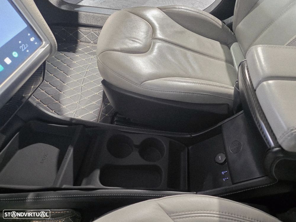 Tesla Model S 85 - 25