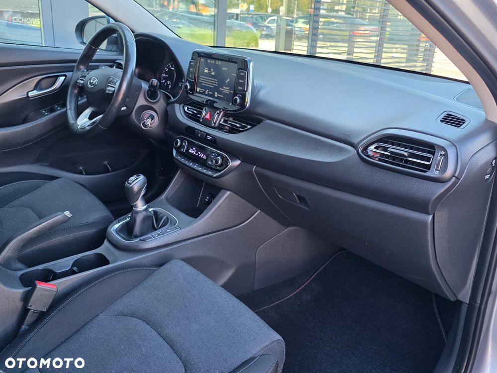 Hyundai i30 1.5 DPI Comfort - 40