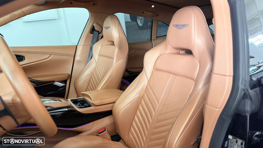 Aston Martin DBX 707 - 16