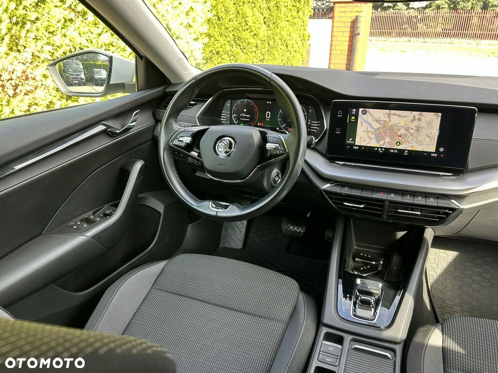 Skoda Octavia 2.0 TDI DSG Ambition - 20