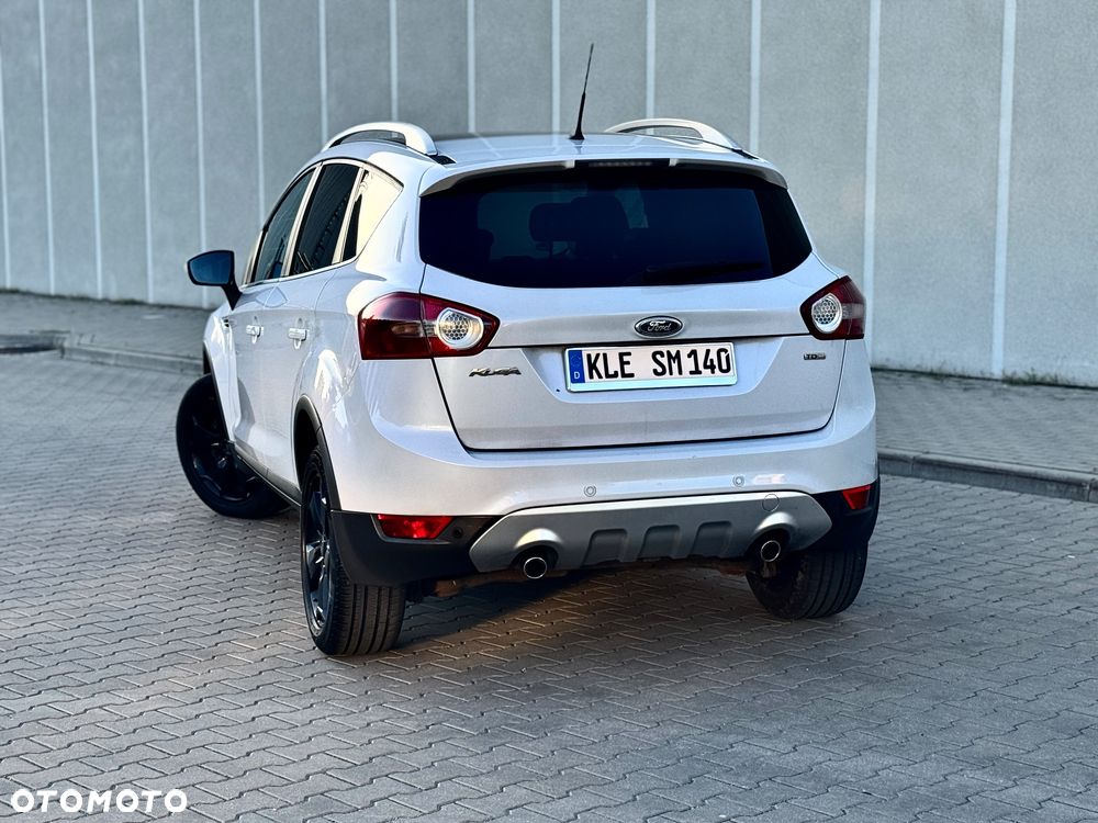 Ford Kuga 2.0 TDCi 4x4 Titanium - 11