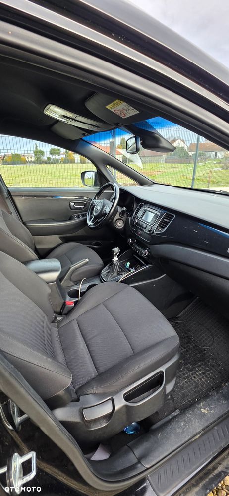 Kia Carens 1.7 CRDi M - 6