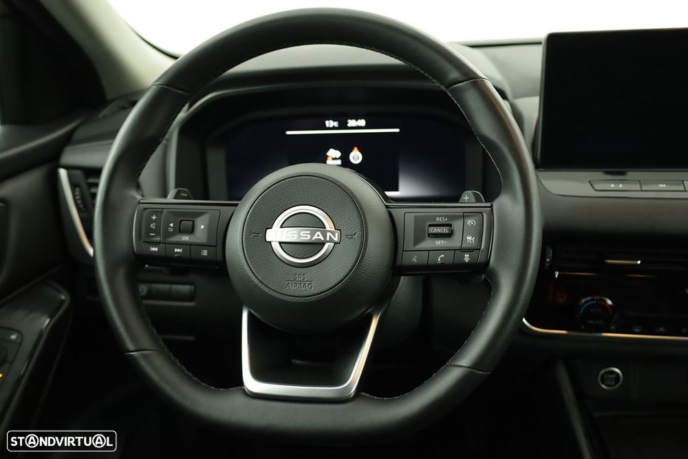 Nissan Qashqai 1.3 DIG-T N-Connecta LED Xtronic - 15