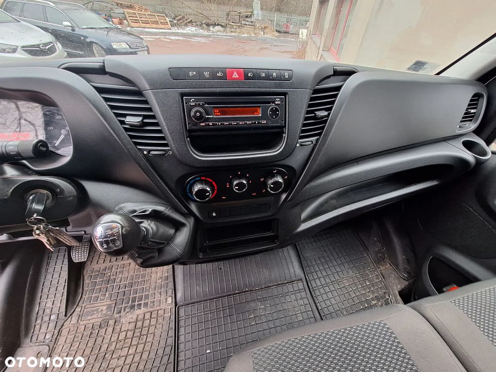 Iveco DAILY - 6