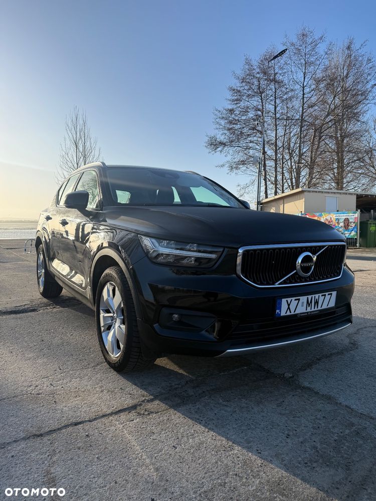 Volvo XC 40 T3 Geartronic Momentum - 1