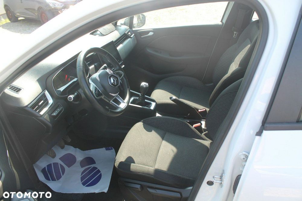Renault Clio - 9