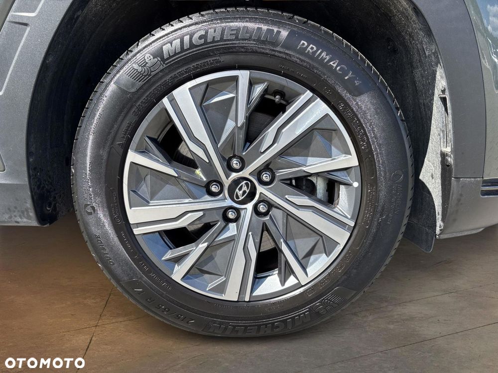Hyundai Tucson 1.6 T-GDi HEV Executive 2WD - 18