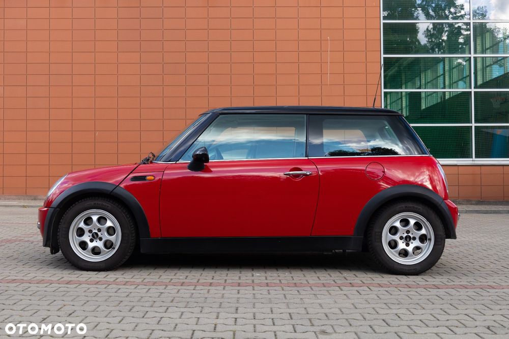 MINI Cooper Standard - 2