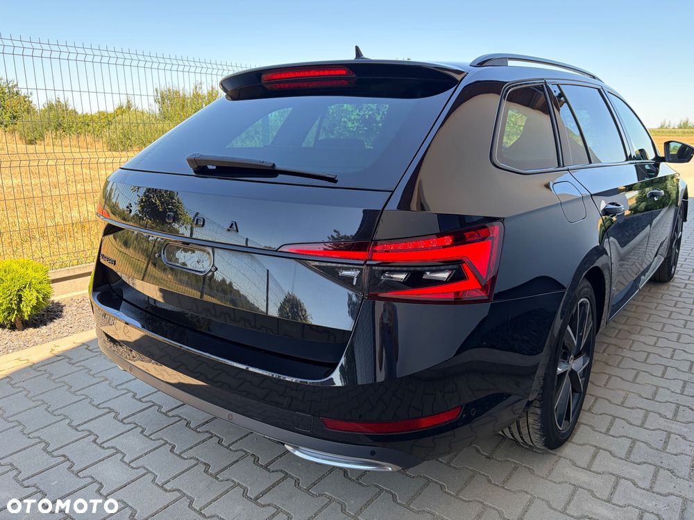 Skoda Superb 2.0 TDI DSG Sportline - 4