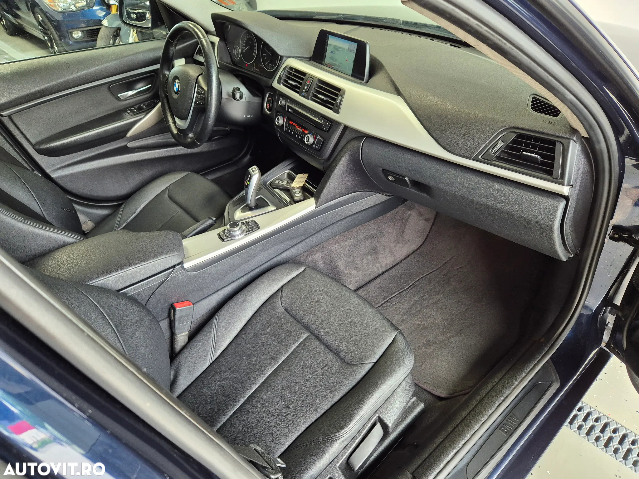 BMW Seria 3 - 10