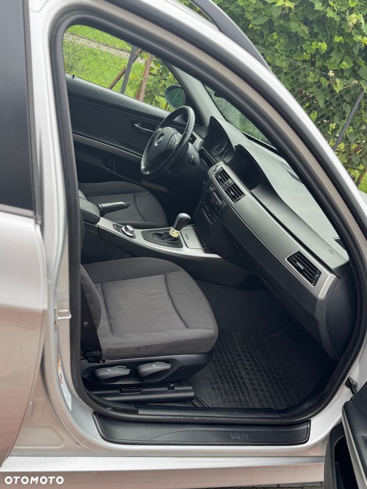 BMW Seria 3 - 15