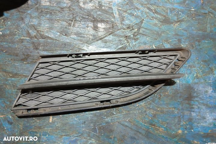 Grila bara fata stanga 7138417 1587711 7138417 1587711 BMW Seria 3 E9 - 1