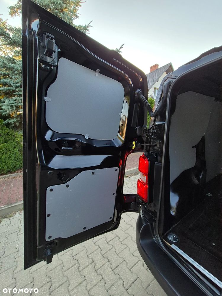 Citroën Jumpy 2.0HDI 180koni At6 2018r Klima Kamera Blis Super stan - 36