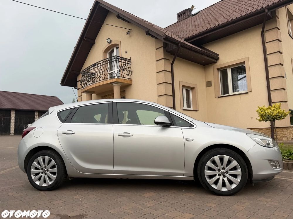 Opel Astra 1.6 Style - 19