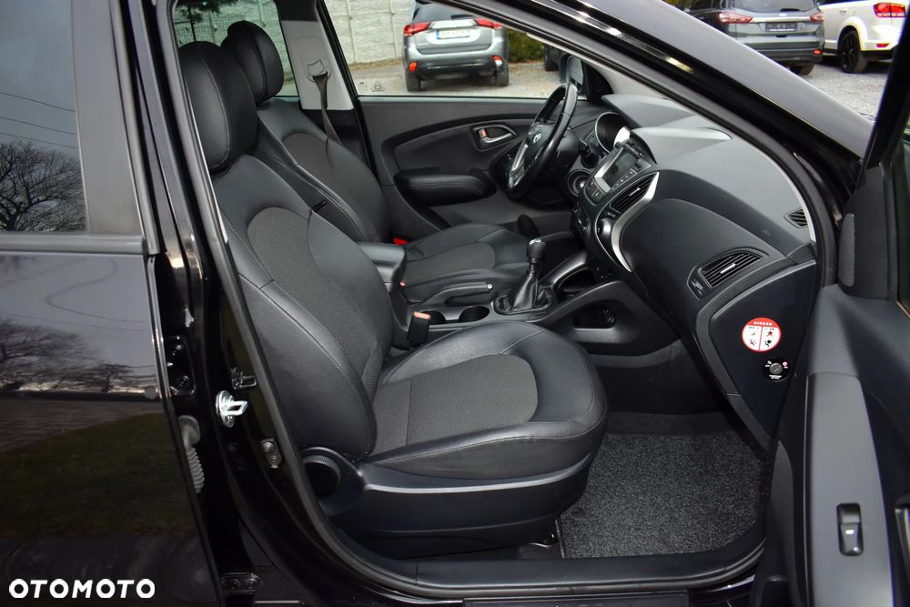 Hyundai ix35 1.7 CRDi 2WD blue Style - 34