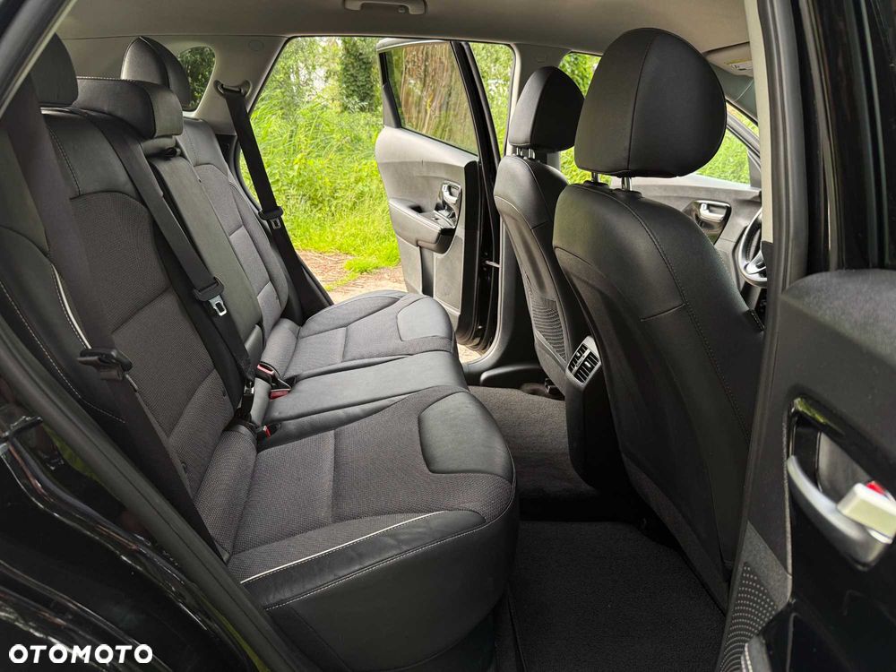 Kia Niro - 8