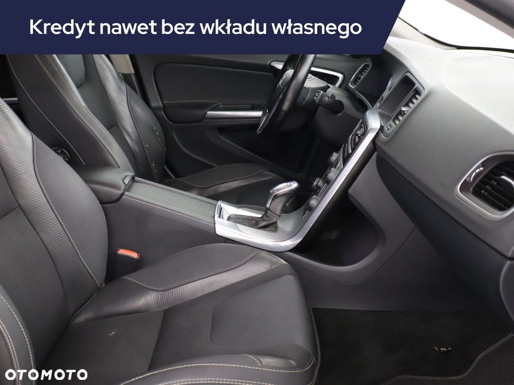 Volvo V60 - 11