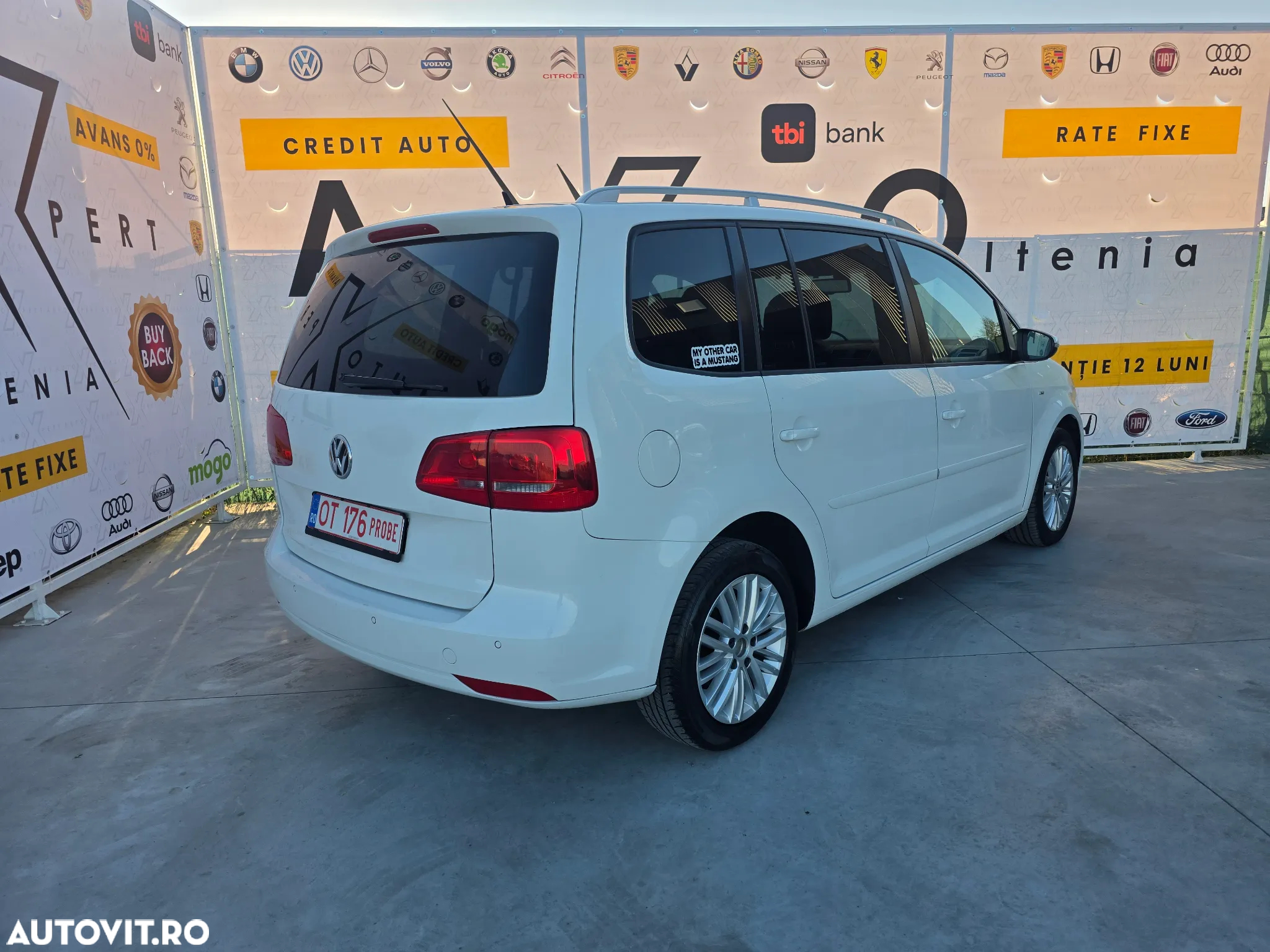 Volkswagen Touran 1.6 TDI DPF BlueMotion Technology DSG Cup - 5