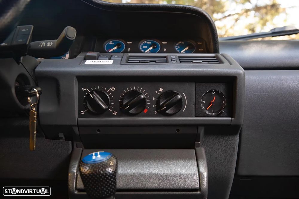 Renault Clio 2.0 Williams - 51