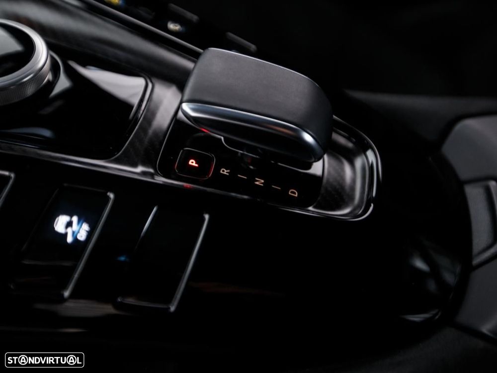 Mercedes-Benz AMG GT R - 30