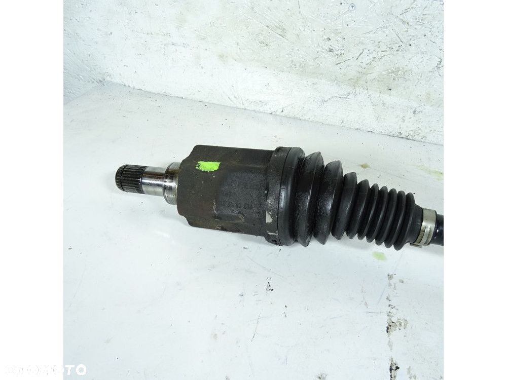 BMW 7 F01 F02 4.4 V8 PÓŁOŚ LEWA PRZÓD - 2