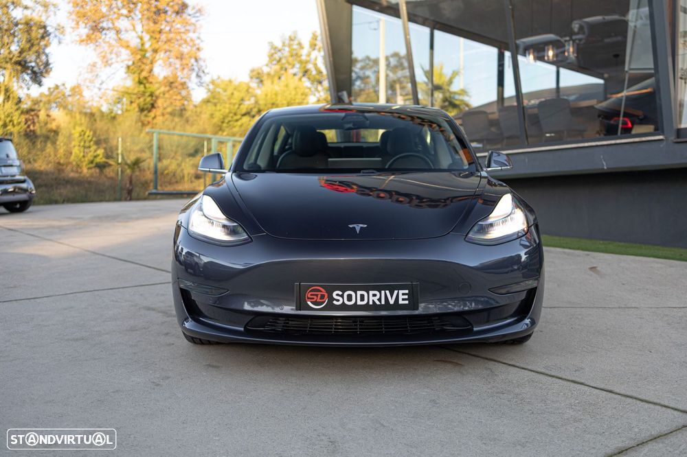 Tesla Model 3 Long-Range Dual Motor AWD - 3