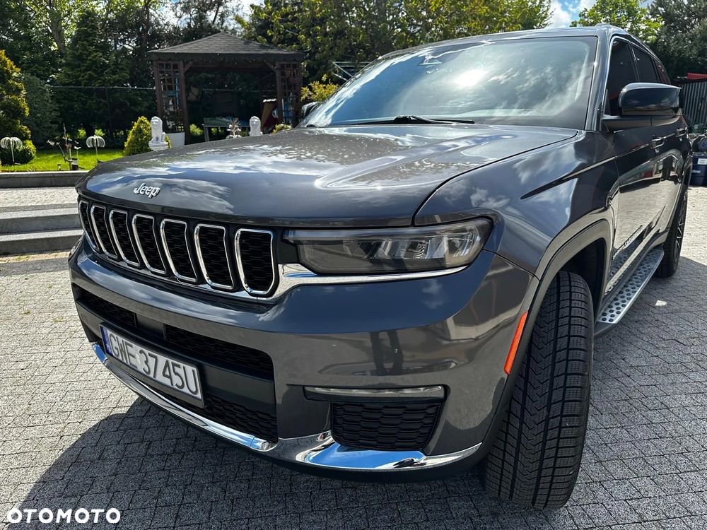 Jeep Grand Cherokee - 15