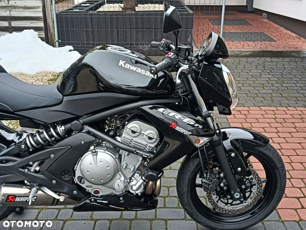Kawasaki ER - 26