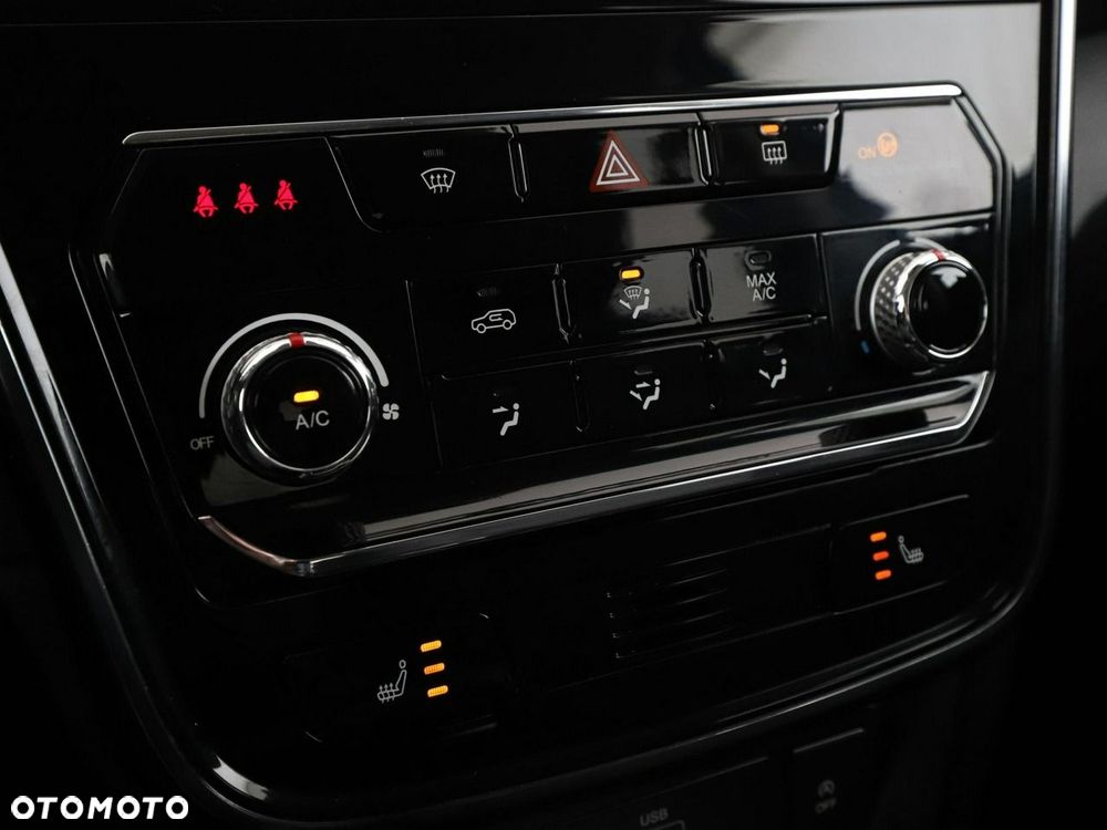 SsangYong/KGM Tivoli 1.5 T-GDi 2WD Automatik Black - 27