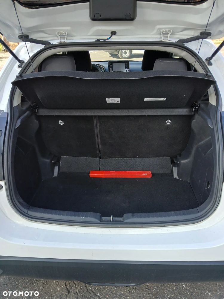 Toyota Yaris 1.5 Comfort - 13