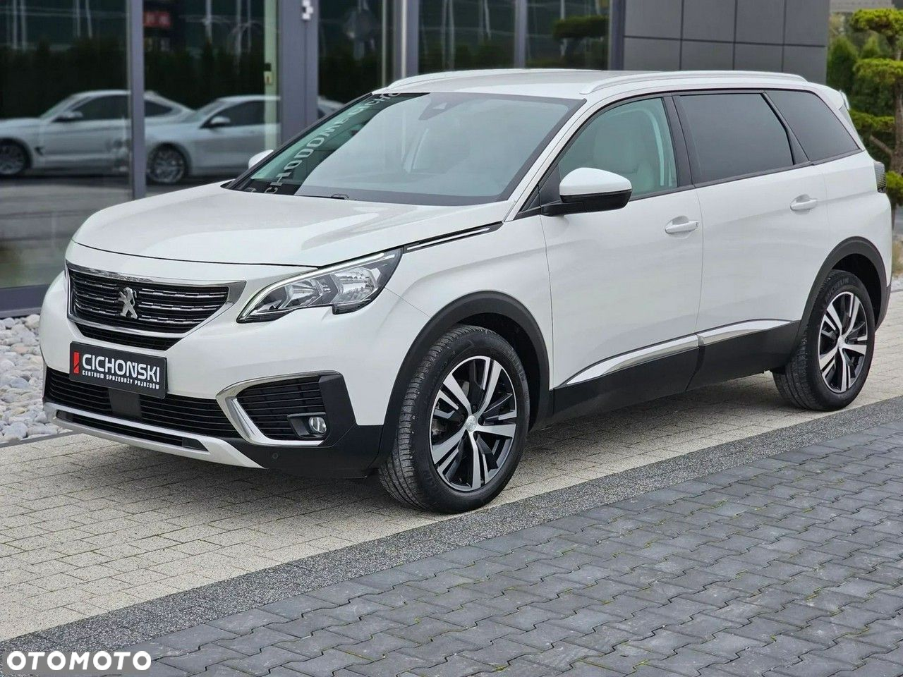 Peugeot 5008 1.6 PureTech Allure S&S EAT8 - 4