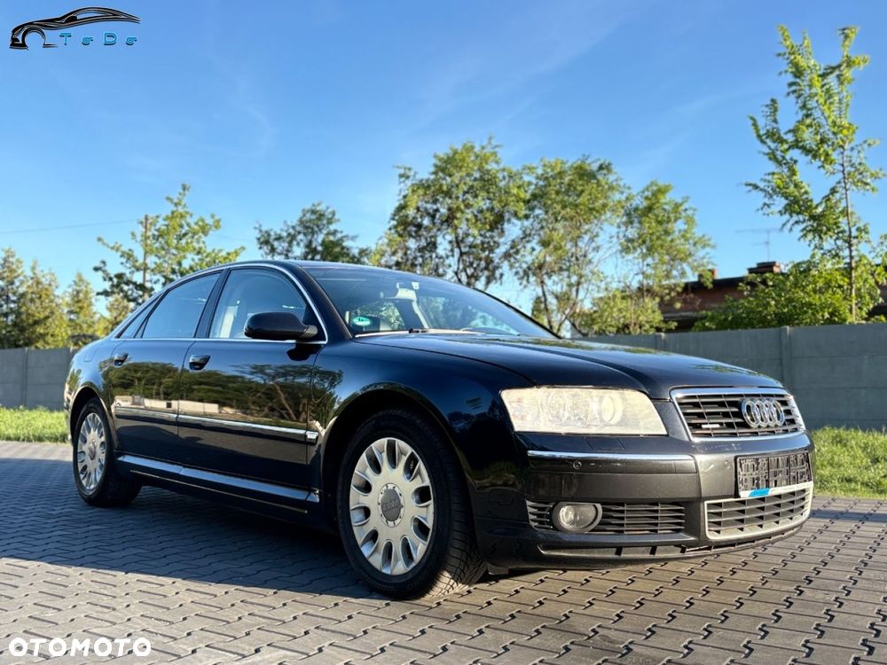 Audi A8 4.2 Quattro - 2