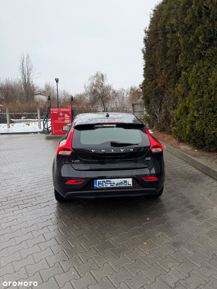 Volvo V40 D2 Base - 3