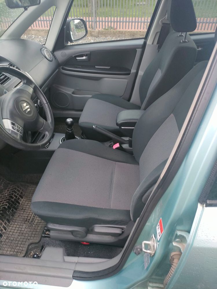 Suzuki SX4 - 6