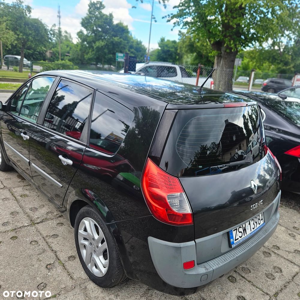 Renault Scenic - 8