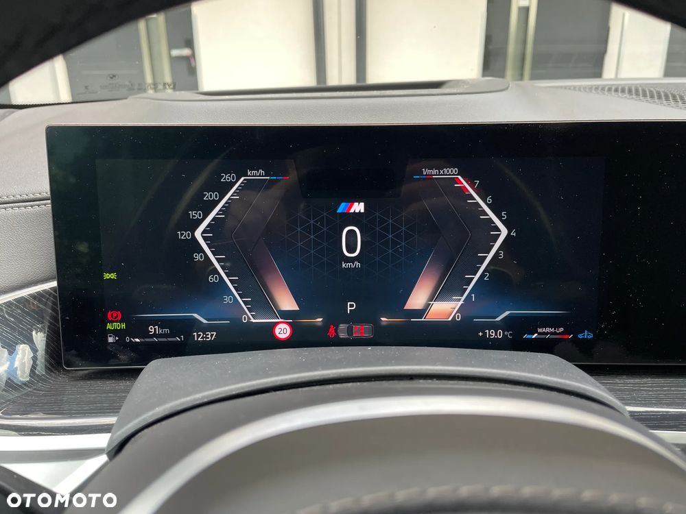 BMW X7 xDrive40i - 28
