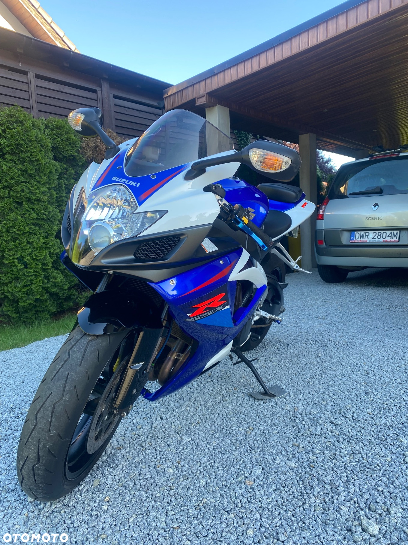 Suzuki GSX-R - 12
