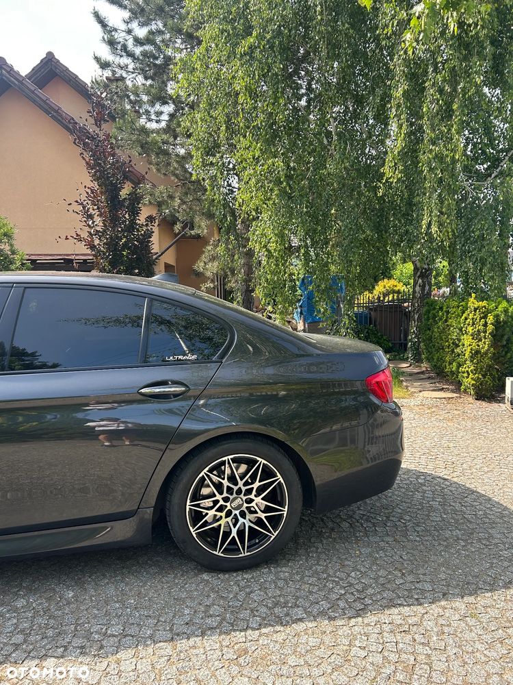 BMW Seria 5 535d xDrive Sport-Aut - 10