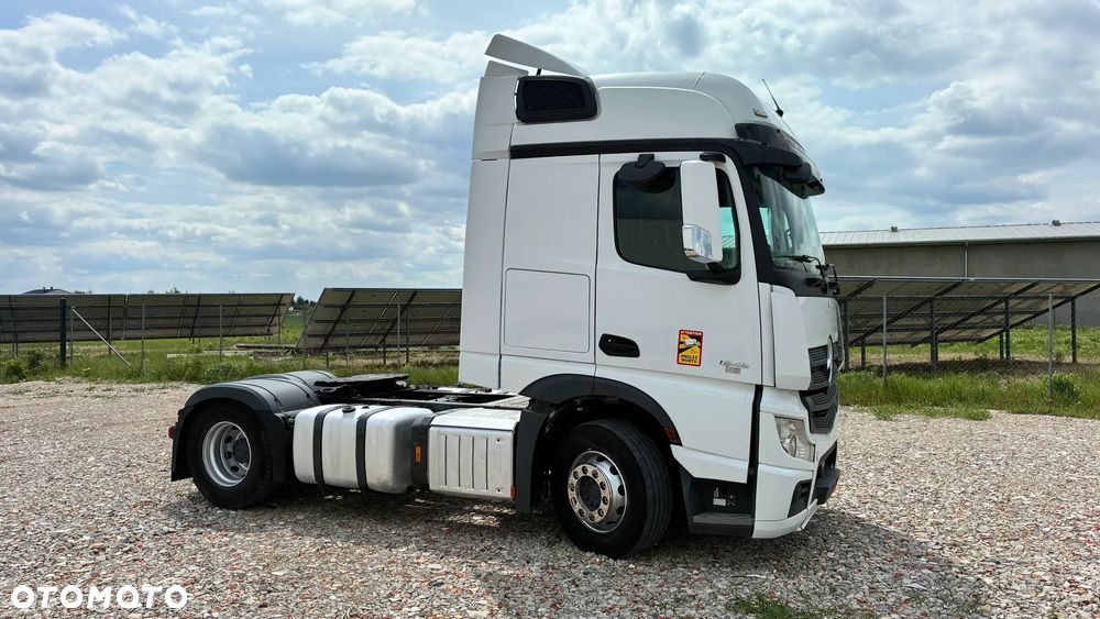 Mercedes-Benz Actros - 6