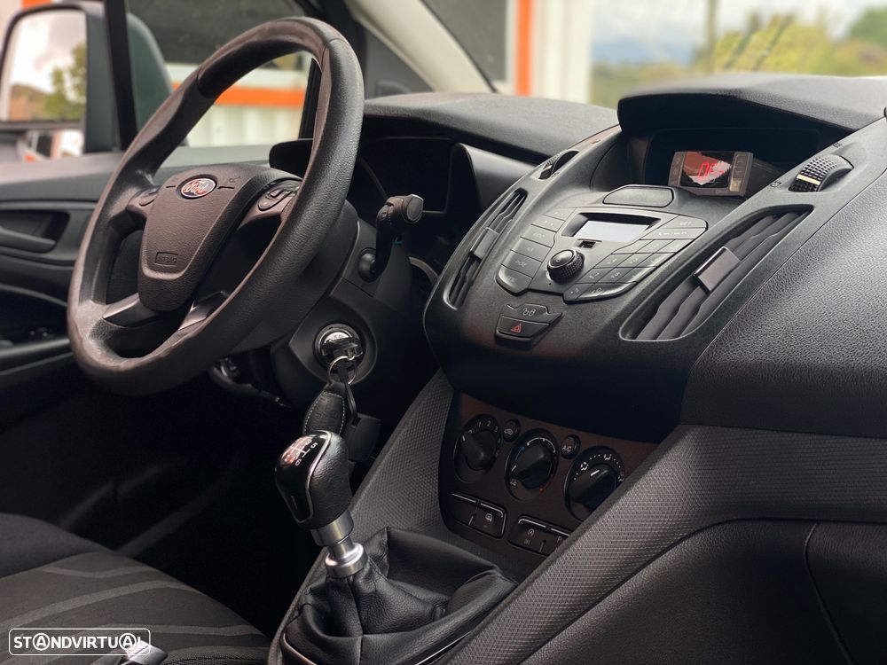 Ford Transit Connect - 7