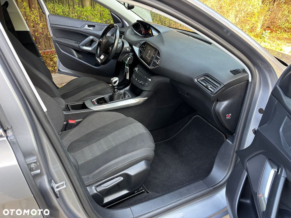 Peugeot 308 1.2 PureTech GPF Active Pack Business S&S - 3