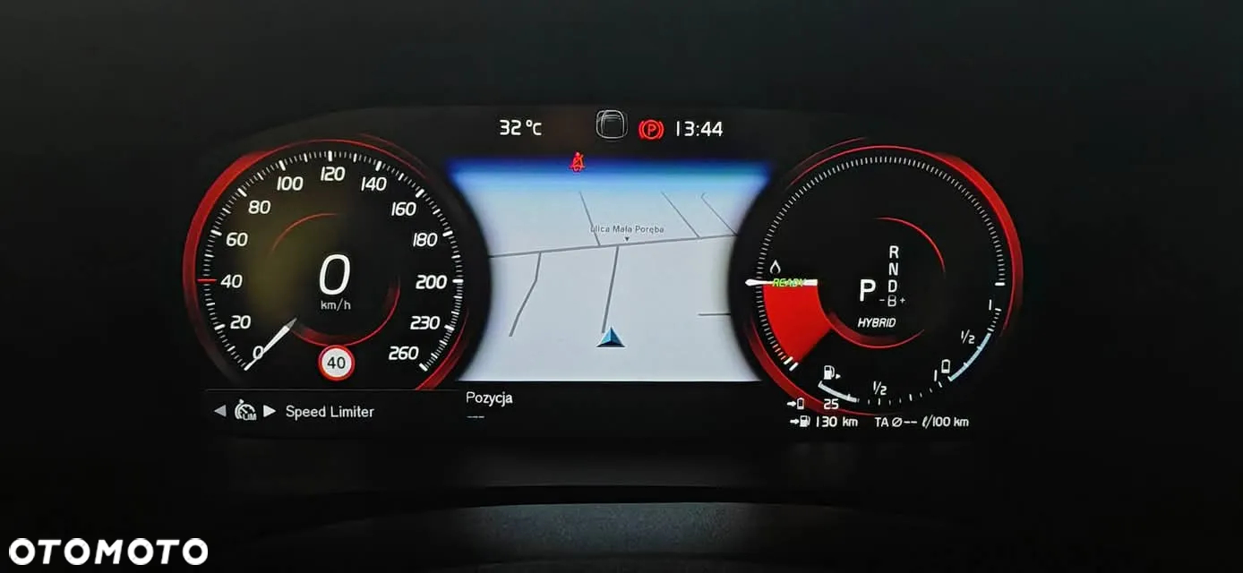Volvo V60 T8 AWD Plug-In Hybrid Polestar Engineered - 25