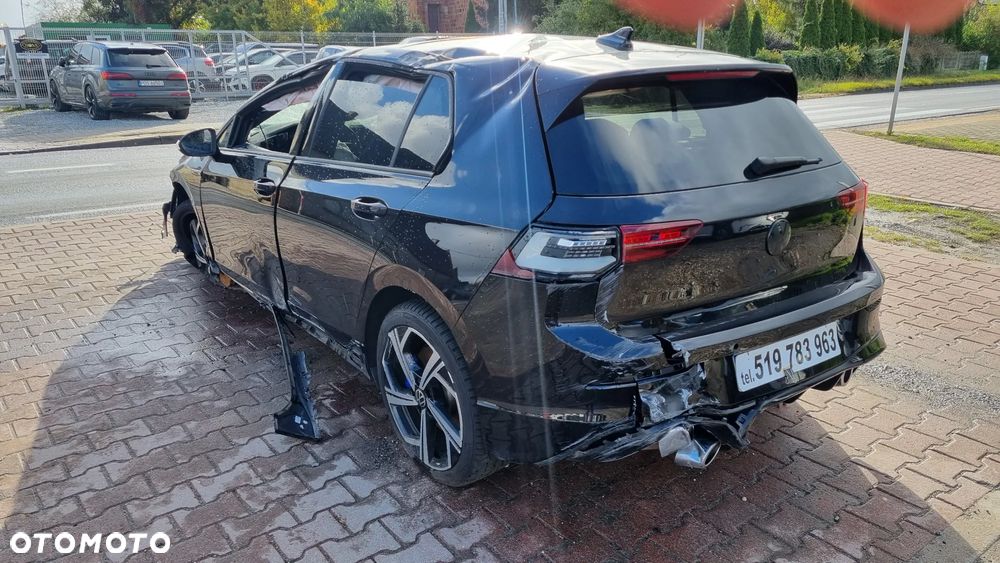 Volkswagen Golf VIII 2.0 TSI 4Motion R DSG - 9